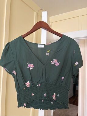 Abound NEW women’s cropped top Small